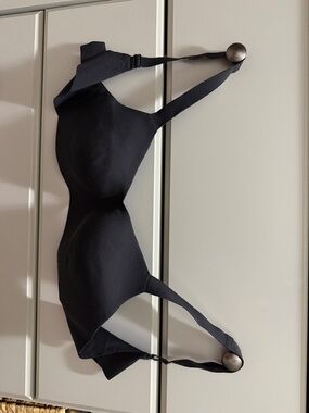 Hold true Sleek Black Seamless Bra